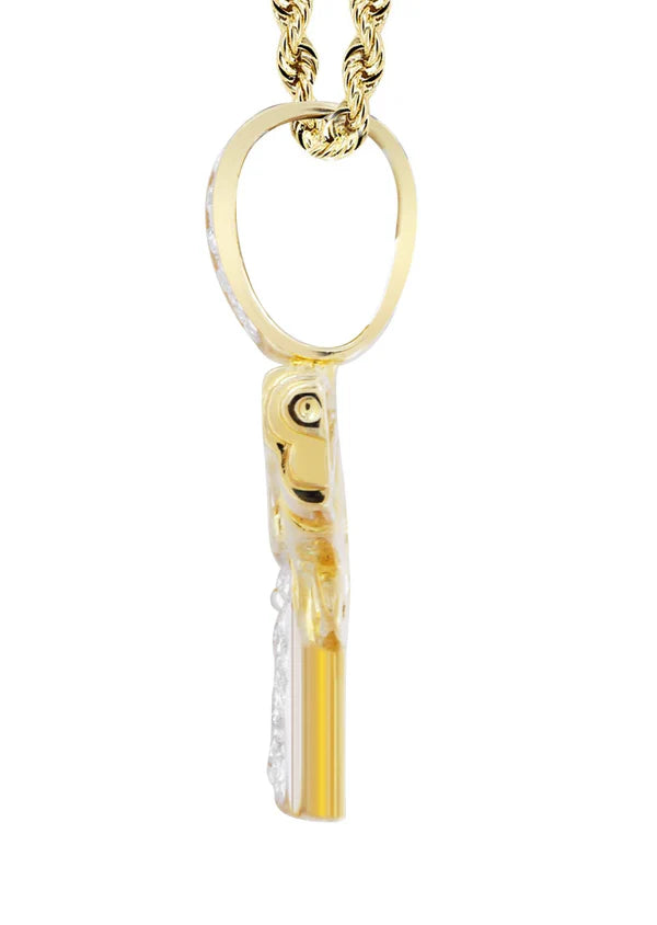 Collana Oro Giallo 10K con Ciondolo Pistola e Diamanti – 0,19 Carati