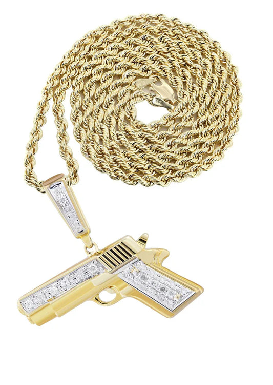 Collana Oro Giallo 10K con Ciondolo Pistola e Diamanti – 0,19 Carati