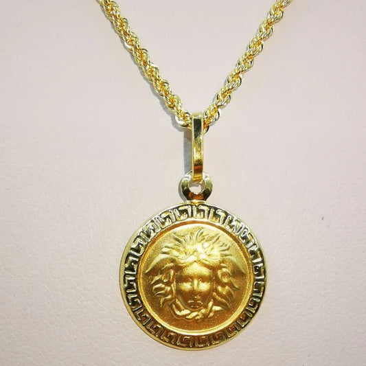 Collana con Ciondolo Versace in Oro Giallo 18kt – Eleganza Iconica con Garanzia